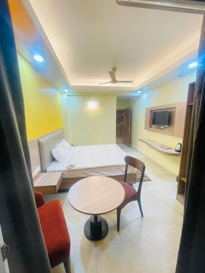Royal Beach International ปูรี ภายนอก รูปภาพ