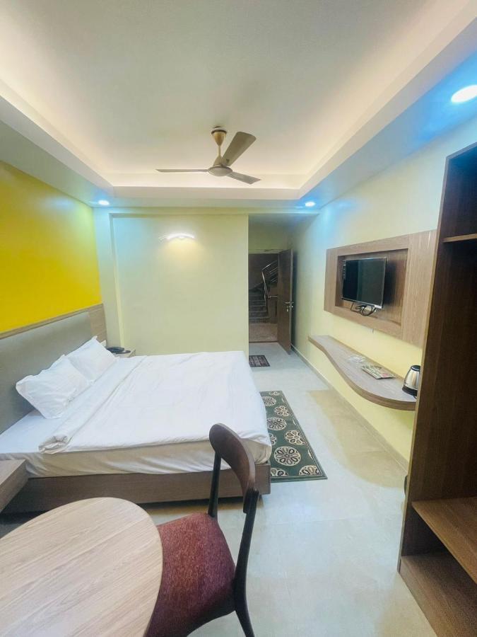 Royal Beach International ปูรี ภายนอก รูปภาพ