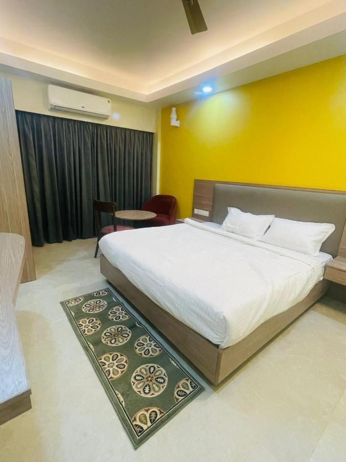 Royal Beach International ปูรี ภายนอก รูปภาพ