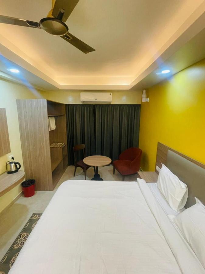 Royal Beach International ปูรี ภายนอก รูปภาพ