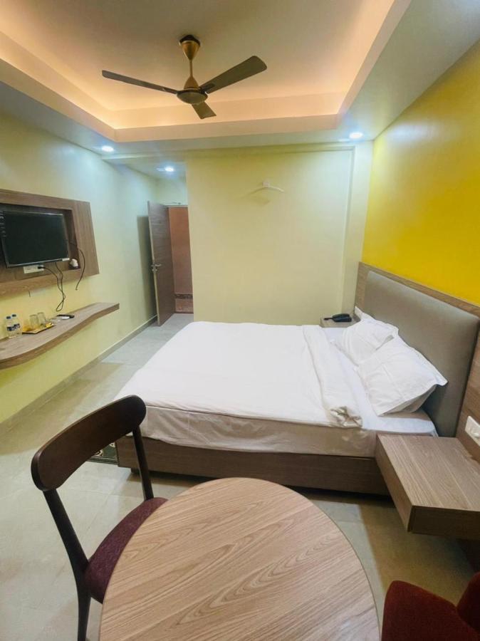 Royal Beach International ปูรี ภายนอก รูปภาพ