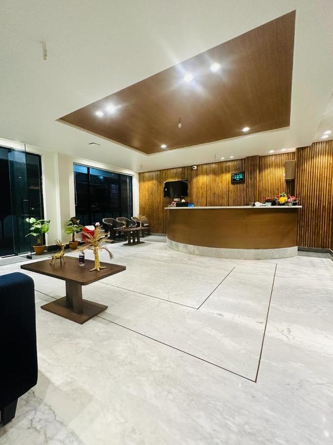 Royal Beach International ปูรี ภายนอก รูปภาพ