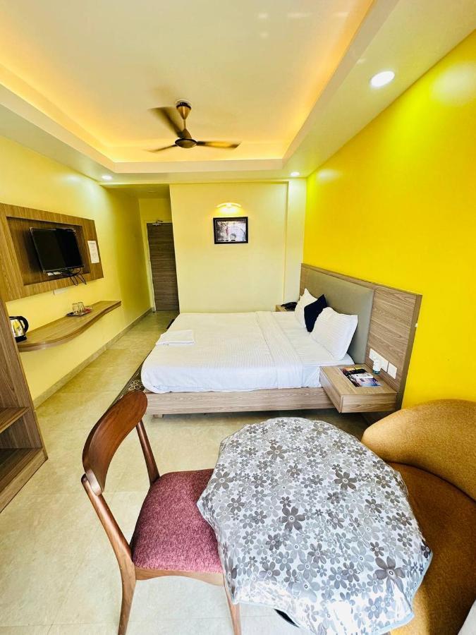 Royal Beach International ปูรี ภายนอก รูปภาพ